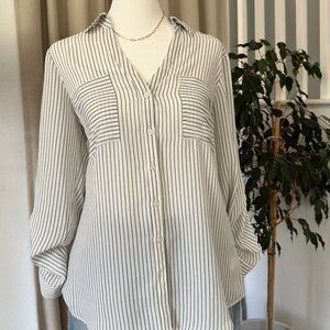 Express Blue and White Vertical Striped Button Down SIZE: M